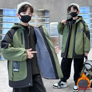 Thickened Fleece Autumn Jacket for Boys Stylish Windproof Coat Childrens Clothing Polyester Fiber round Neck Zipper Closure