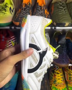 Ortuseight Sepatu Futsal Jogosala Rampage V2 - White/Black/Camo - Hitam 41