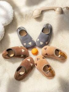 ถุงเท้าเด็กบ้านด้านในห้องกันลื่นพื้นนุ่ม รองเท้าเด็ก เหมาะกับฤดูใบไม้ร่วง ฤดูหนาว ฤดูใบไม้ผลิ อุปกรณ์เสริมกันหนาวสำหรับเด็กและผู้สูงอายุ