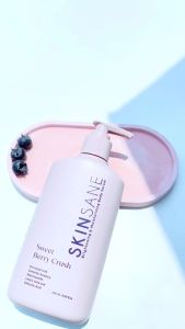 SKINSANE Body Serum Hyaluronic & Chamomile Whitening 250ml - Aroma Rasa Berry Menyegarkan