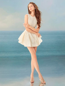 Cat Play Haiha แบรนด์ดีไซเนอร์เวียดนาม แขนกุด ถัก ตาข่าย ชุดราตรี สไตล์ลมอ่อนโยนสําหรับคอกลมทุกฤดูกาล กระโปรงสั้น