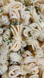 Mie Gulung Enak & Pedas Cemilan Murah Viral