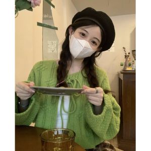 เสื้อสเวตเตอร์ถักนิตติ้งนุ่มสำหรับผู้หญิงในฤดูใบไม้ผลิและฤดูใบไม้ร่วง ทรงหลวมสบายๆ สไตล์เกาหลี พร้อมกระดุม เสื้อคาร์ดิแกนถักสำหรับผู้หญิง