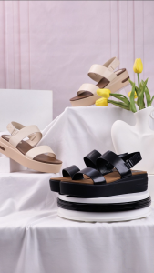 HCM - Sandal Đế Xuồng Hạnh Dung Bánh Mì Quai Ngang Bản To HD11149AV