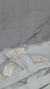 QCF Pengait Seprai 4 Pcs Pengencang Sprei Yang Dapat Disesuaikan Klip Tali Pita Sepray Tempat Sprey