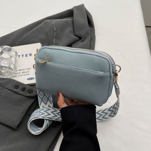 ทันสมัย หลากหลาย กระเป๋าสี่เหลี่ยมเล็ก ฤดูใบไม้ผลิ 2024 เรียบง่าย ดีไซน์ Premium Feel กระเป๋าสะพายไหล่เดี่ยวสําหรับ ลำลอง ใช้