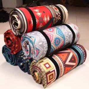 Thảm cắm trại dã ngoại thổ cẩm loại dày chống thấm chống ẩm. Thảm Dân tộc