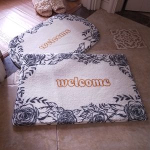 Water Absorbent Short Velvet Printed Rose Flower Language Luxury Shower Room Bedroom Door Mat Semi-Circular Machine Washable Rug