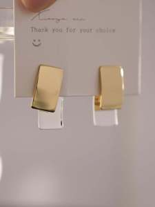 Color Collision Geometric Alloy Earrings for Women Front And Back Wear No Piercing Required Luxury Minimalist Style