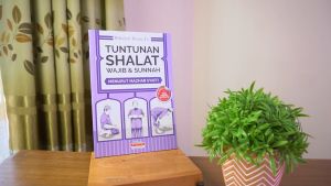 Buku Tuntunan Shalat Wajib & Sunnah Menurut Mazhab Syafii