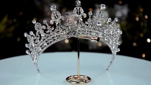 Yumna Crown - Wedding Crown - Mahkota Pengantin Warna Silver Mewah