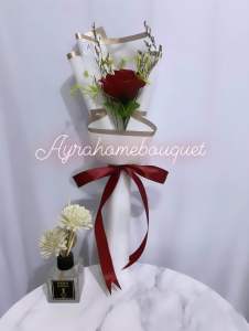[SINGLE ROSE] Bucket Buket Bunga Mawar Artificial Palsu Plastik Mini Kecil Hadiah Wisuda Valentine Ulang Tahun Murah
