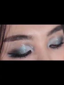 DIKALU  Đề Xuất Xiaohongshu 16 Bảng phấn mắt màu nổi màu xám ngọc trai xanh lam tím màu khói màu tắc kè hoa trang điểm sân khấu