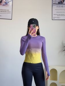 SKINOFSKIN | Quick-Drying Gradient Color Fit and Slimming T-Shirt