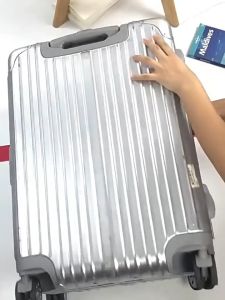 สายรัดกระเป๋าเดินทางแบบคาด 4 ทิศ พร้อมรหัสล็อคได้กับแบบล็อคไม่ได้ ขนาดความยาว 420 cm สามารถปรับความยาว กระเป๋าดินทาง 20-32 นิ้ว ได้ตามขนาดของกระเป๋า