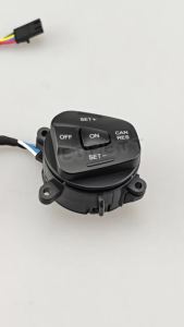 Ford Fiesta MK7 MK8 Ecosport 2013-2015 Nút Điều Khiển Hành Trình Bên Phải Vô Lăng Có Dây Nịt Dây Điện Chất Liệu ABS