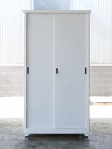 SereneWood ตู้เสื้อผ้า เฟอร์นิเจอร์ ตู้เสื้อผ้า ตู้เสื้อผ้าบานเปิด ตู้เสื้อผ้าโลหะหนาสำหรับห้องนอนที่บ้าน โมเดิร์นเรียบง่าย ตู้เก็บของแบบตั้งพื้น