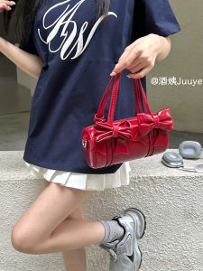 กระเป๋าถือทรงกลม Juuye กระเป๋าสะพายข้างแบบสะพายข้างสีแดง กระเป๋าถือแบบสะพายข้าง กระเป๋าถือแบบมีสายรัดแบบลำลอง