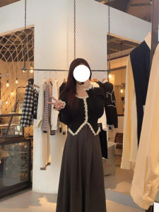 เสื้อคาร์ดิแกนถักทรงเข้ารูปแขนฟองสีบล็อกไม่สมมาตรสำหรับผู้หญิงในฤดูใบไม้ร่วง เสื้อสเวตเตอร์คอตั้งแขนยาวทรงเข้ารูป