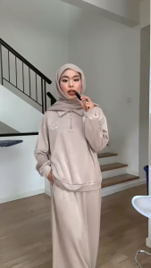 ZOE ARISAH Astrela Nicola Airport Outfit Blouse Set Skirt Suit Wanita Casual Scuba Activewear Sport Jumper ZOE ARISSA