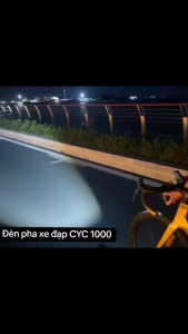 Đèn Xe Đạp Trước CYC-1000Pro độ sáng 1000 Lumens pin dung lượng 5000 mAh có remote điều khiển sử dụng lên đến 12h tùy độ sáng Chống Chói Đi Đêm Địa Hình Treo (Ko kèm pad đỡ ngược) - Mai Lee