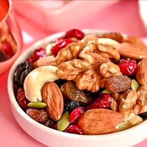 Mr.Squirrel Mixed Nuts And Dried Fruits 250g/500g Mix Nuts Buy 1 Take 1 Mixed Nuts For Weight Loss Trail Mix Fruits And Nuts Mix wholesale