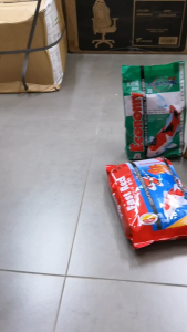 AQUADINE Atlas Koi Fish Food 1kg Fast Red Basic & Economy Pellet for Healthy Growth