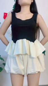 ชุดเซ็ตแฟชั่น  เสื้อสายเดี่ยว+กระโปรงสองชั้น ลุคสาวหวาน