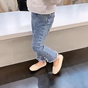 🇹🇭พร้อมส่งในไทย🇹🇭กางเกงยีนส์ขาบานแต่งโบว์มุกสุดน่ารัก สไตล์เกาหลี(185)