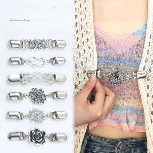 2 ชิ้น คลิปหนีบเสื้อผ้า คลิปเข็มกลัด วินเทจ เสื้อผ้า เสื้อกันหนาว คาร์ดิแกน ผ้าคลุมไหล่ ชุด เข็มกลัด คลิป คลิปหนีบเสื้อ สาว สุภาพสตรี