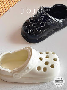 Creative Ceramic Ashtray Cute Hole Hole Shoes Decorative Piece Modern Simple Style Home Decoration from Other Overseas Region