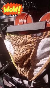 กางเกงในชาย ลายเสือดาว ผ้าSpandex นุ่ม เบา สบาย ระบายอากาศได้ดี ไม่ระบุชื่อสินค้าหน้าซองพัสดุ