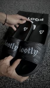 Rootly - Sandal Slip On Pria Abu Motif