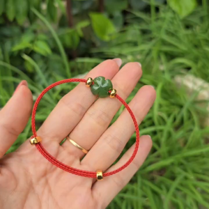 Q2247 Vòng cỏ 4 lá Ngọc Bích dây cáp ko kén mệnh - Phong Thuỷ TUDO P