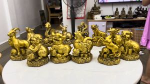 Bộ tượng 12 con giáp bệ tiền bằng đồng cao trung bình 13-15cm nặng khoảng 6kg/bộ