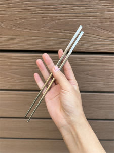 Food Grade 304 Stainless Steel Anti Slip Antibacterial Single Person Metal Chopsticks Household High End Simple Style from China