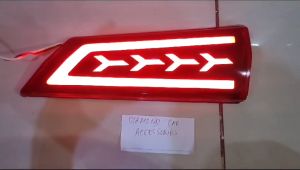 Lampu LED reflektor pintu belakang Calya Sigra