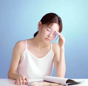 Eyedrops for tired eyes 10ML Blurred Vision Drop Itchy Dry Eye Drops Eyes Overuse eye dropseffective relieve eye discomfort remove red blood clean eyeseye drops medicine Eye Care