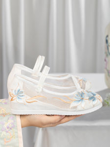 Breathable Chinese Style Embroidered Summer Shoes with High Middle Heel Plant Florals Pattern Casual Rubber Sole for Elderly Youth