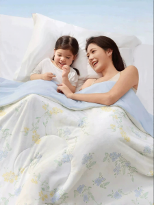 SHI YUE JIE JING | Antibacterial Summer Cooling Quilt