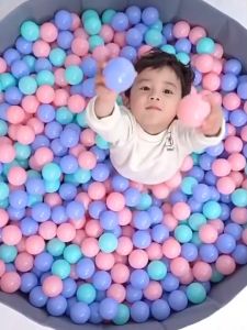 ลูกบอลเด็ก เสริมสร้างทักษะการเรียนรู้เด็ก ปลอดสารพิษ หนุ่น สีสันสดใส ไม่มีกลิ่นเหม็น ไม่ยุบตัวง่าย ของเล่นเด็กของฝากเด็ก