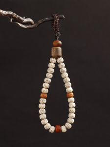 Handmade Star Moon Buddha Seed Keychain Car Key Holder Men Women Retro Creative Gift Pendant Keychain Couple Series