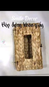 Hộp đựng khăn giấy lục bình đan Smile Decor sang trọng