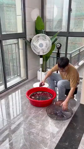 Ready stock Long Handle Soft Bristles Duster Flexible Electric Fan Dust Removal Cleaning Brush