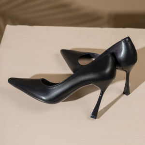 เรียบหรู รองเท้าส้นสูงหัวแหลม นุ่ม หนัง สไตล์ฝรั่งเศส Slip-On Work Commute Professional ผู้หญิง รองเท้า หนัง รองเท้าเดี่ยว