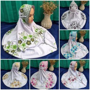 (COD) Mukena Terusan Dewasa Polino Warna Hitam Motif Bordir Tabur Seribu Bunga Pakis Cantik