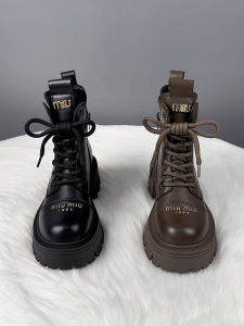 รองเท้าบูทมาร์ตินหนังแท้ทรงหนาสำหรับผู้หญิง ฤดูใบไม้ร่วง 2024 รองเท้าบูทสั้นสไตล์อังกฤษ รองเท้าบูทฤดูหนาวแบบหนา รองเท้าบูททรงสั้นสำหรับผู้หญิง