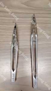 Stainless Steel Food Tongs Clip/Pengepit Makanan/Food Clip/Chicken Tong Clip 不锈钢食品夹 / 食品夹子 / 鸡肉夹