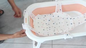 Babelovey Adjustable Newborn Baby Non-slip Bathtub Net Safety Seat Support Care Bathtub Shower Mesh Seat