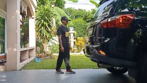 เซ็นเซอร์ถอยหลังรถยนต์ U-302 (ใหม่รุ่นอัพเกรด) แบบไม่ต้องเจาะกันชน แถบแม่เหล็กไฟฟ้าสัญญาณเสาอากาศ แบบสายแพร 15 เส้นรับสัญญาณได้ดีกว่า